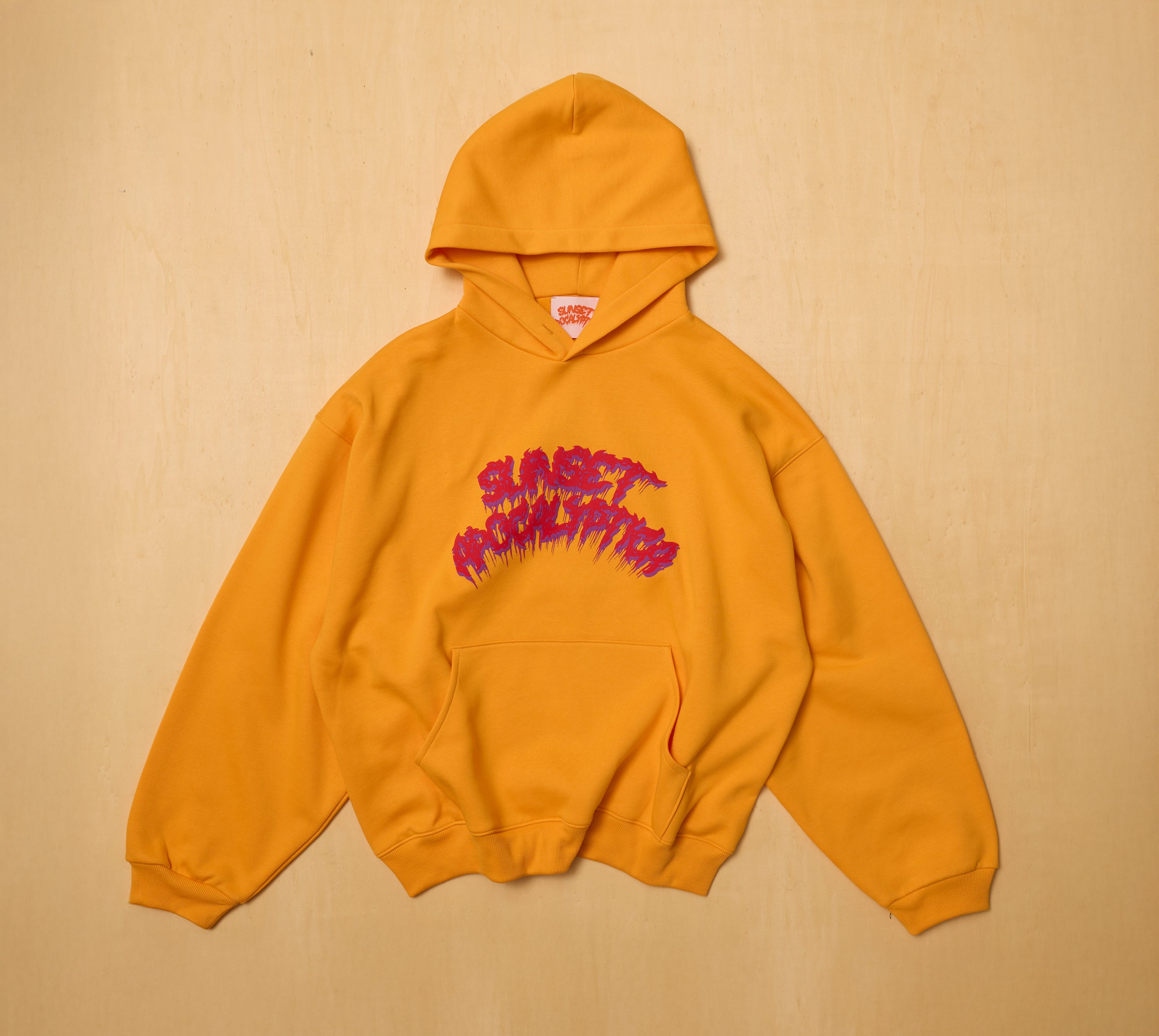 CLASSIC LOGO HOODED SWEATSHIRT IN MUSTARD